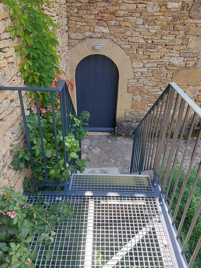 Création d'un balcon et ses escaliers